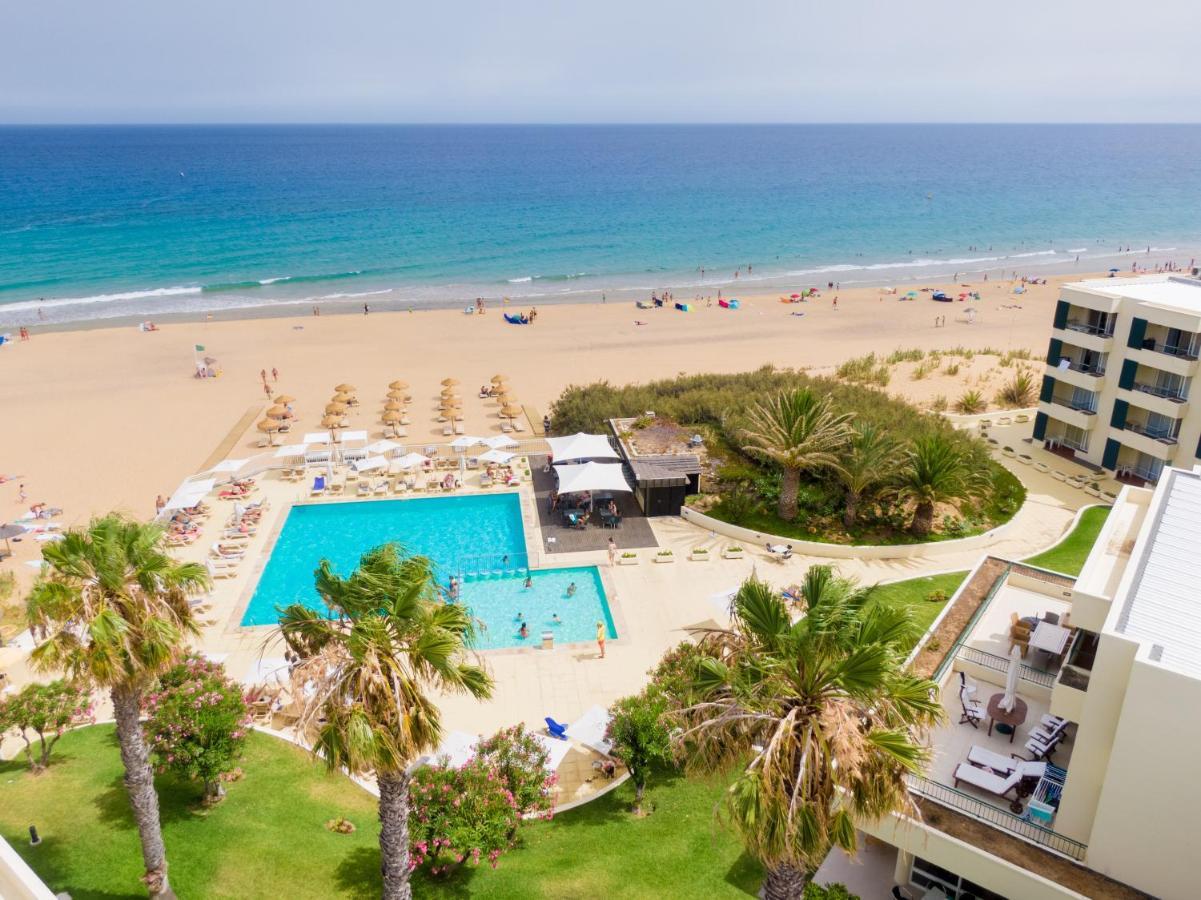 Vila Baleira Suites 포르투산투 외부 사진