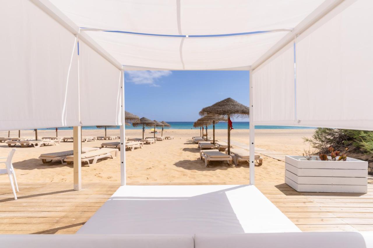 Vila Baleira Suites 포르투산투 외부 사진