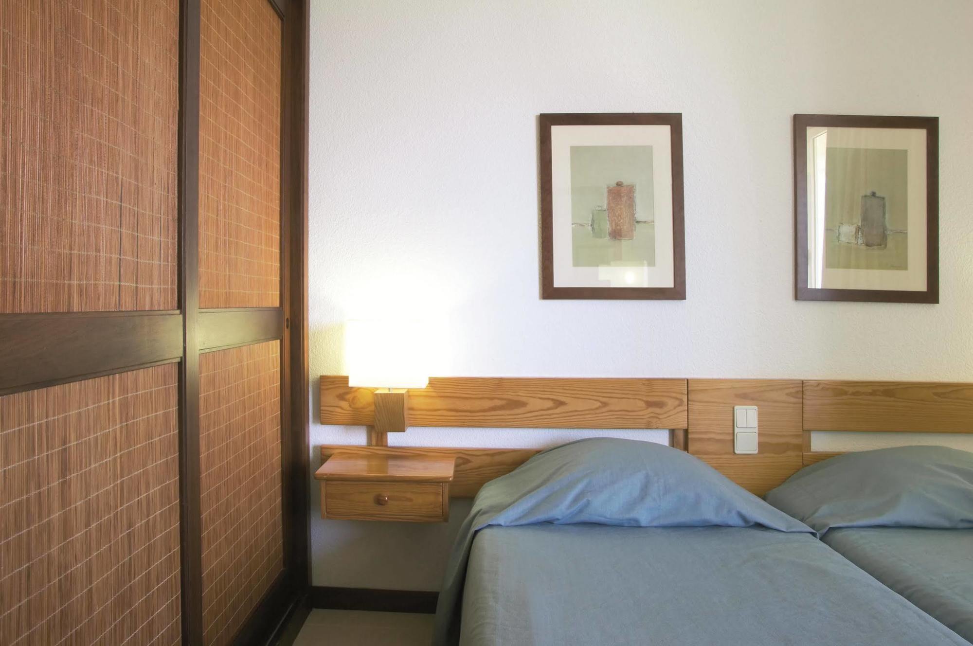 Vila Baleira Suites 포르투산투 외부 사진